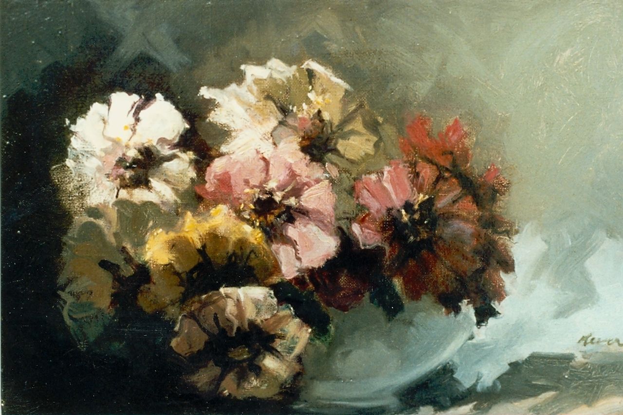 Kever J.S.H. | Jacob Simon Hendrik 'Hein' Kever, Vaas met bloemen, olieverf op doek 24,2 x 35,5 cm, gesigneerd rechtsonder Kever J.S.H. | Jacob Simon Hendrik 'Hein' Kever, Vaas met bloemen, olieverf op doek 24,2 x 35,5 cm, gesigneerd rechtsonder