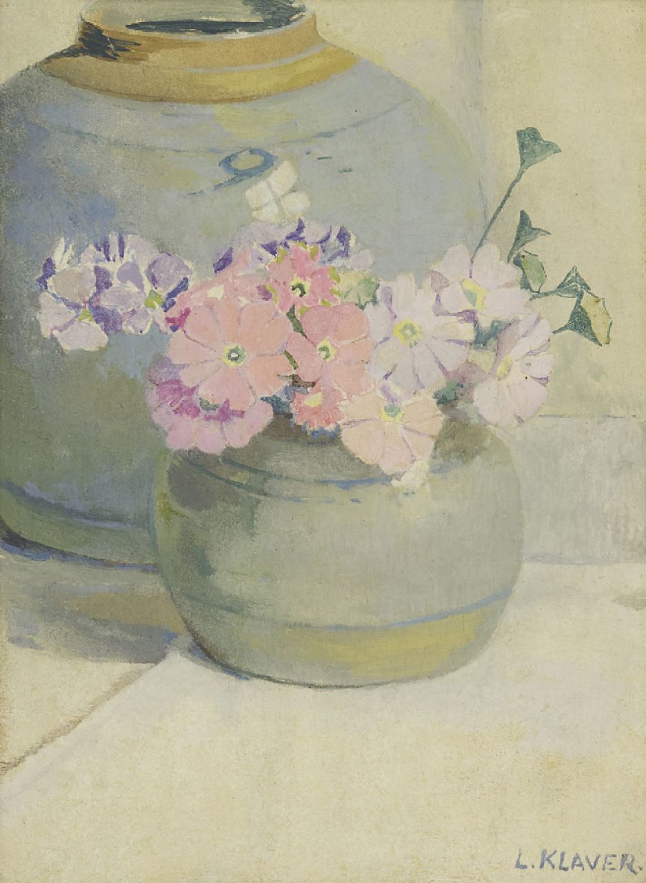 Klaver L.  | Luite Klaver, Bloemen in Keulse pot, olieverf op paneel 24,7 x 18,4 cm, gesigneerd rechtsonder