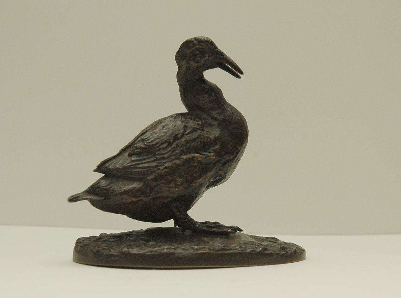 Mène P.J. | Pierre Jules Mène, Barbarie eend, brons 8,1 x 5,8 cm, gesigneerd met naamstempel op basis Mène P.J. | Pierre Jules Mène, Barbarie eend, brons 8,1 x 5,8 cm, gesigneerd met naamstempel op basis
