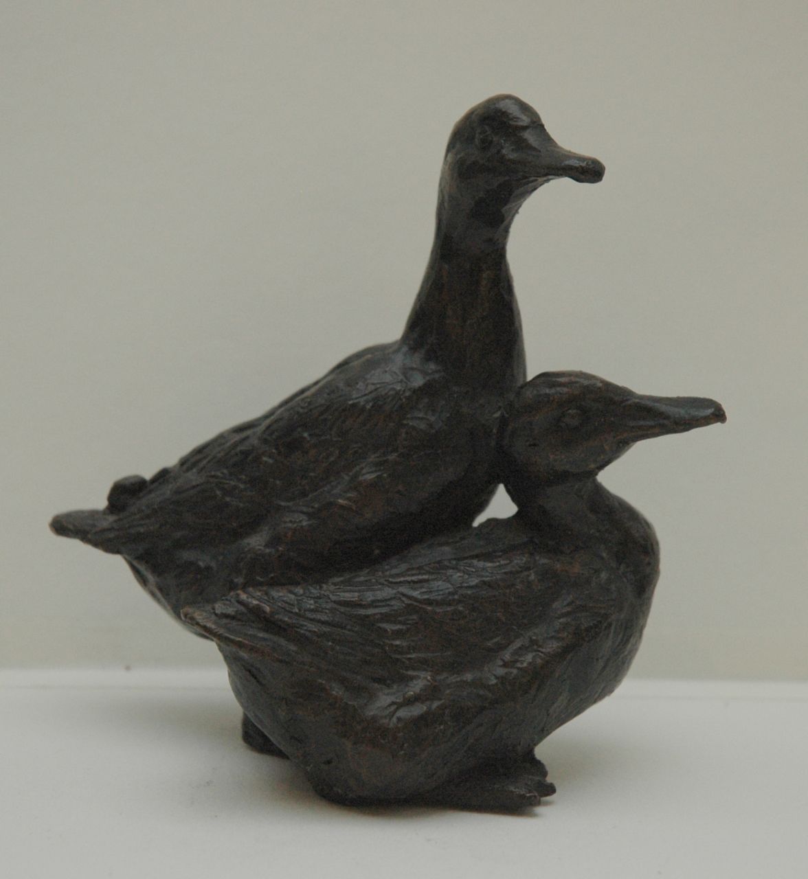 Lipensky F.J.  | Franz Josef Lipensky, Twee eenden, gepatineerd brons 11,5 x 11,5 cm, gesigneerd op onderkant