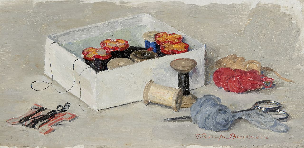 Roelofs-Bleckmann E.F. | Elisabeth Francoise 'Tjieke' Roelofs-Bleckmann, Stilleven met naaigerei; verso: rustend musje, olieverf op paneel 17,0 x 34,5 cm, gesigneerd rechtsonder Roelofs-Bleckmann E.F. | Elisabeth Francoise 'Tjieke' Roelofs-Bleckmann, Stilleven met naaigerei; verso: rustend musje, olieverf op paneel 17,0 x 34,5 cm, gesigneerd rechtsonder