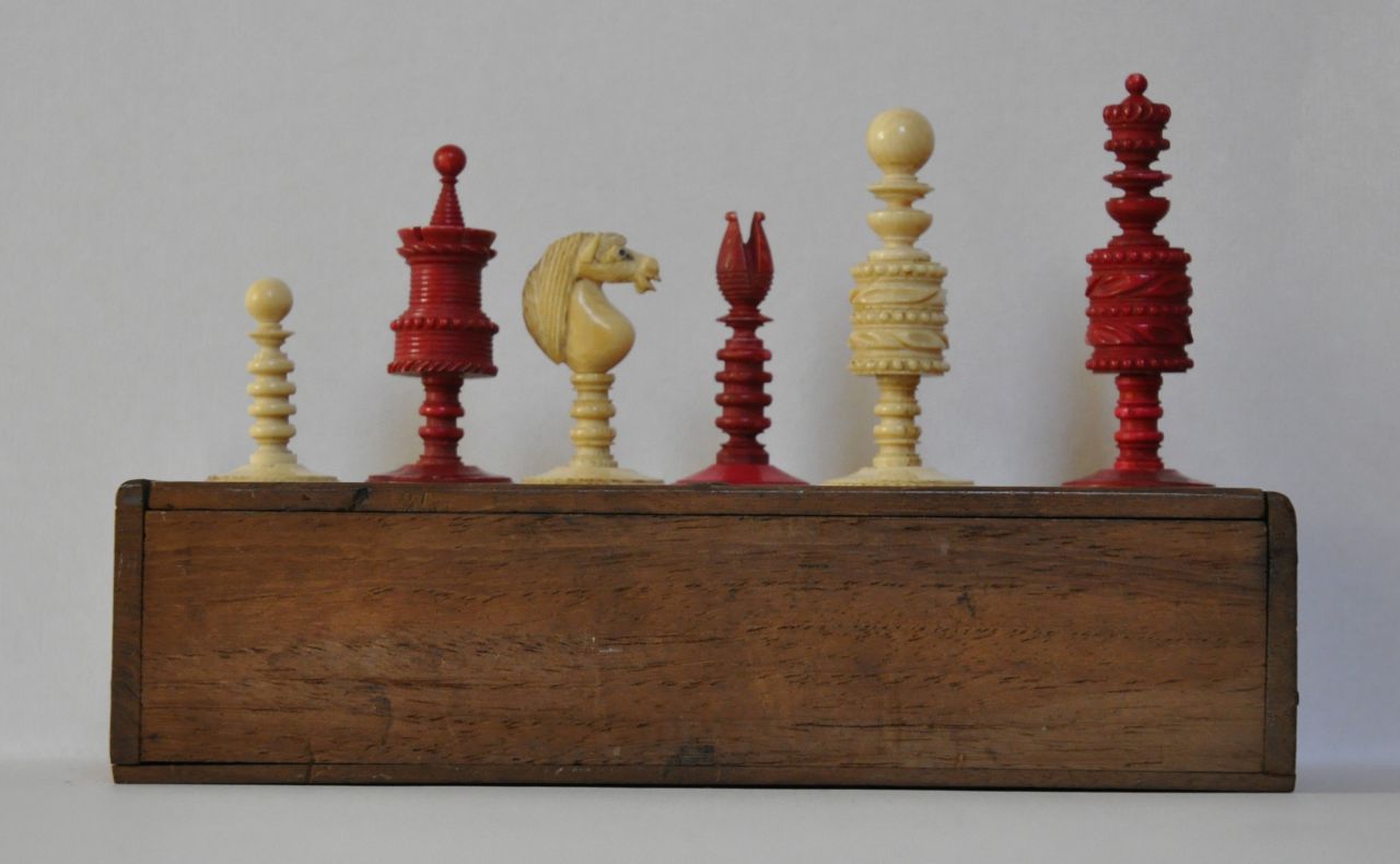 Schaakset   | Schaakset, Schaakset, Engeland, ivoor 8,5 x 4,5 cm, te dateren 19e eeuw