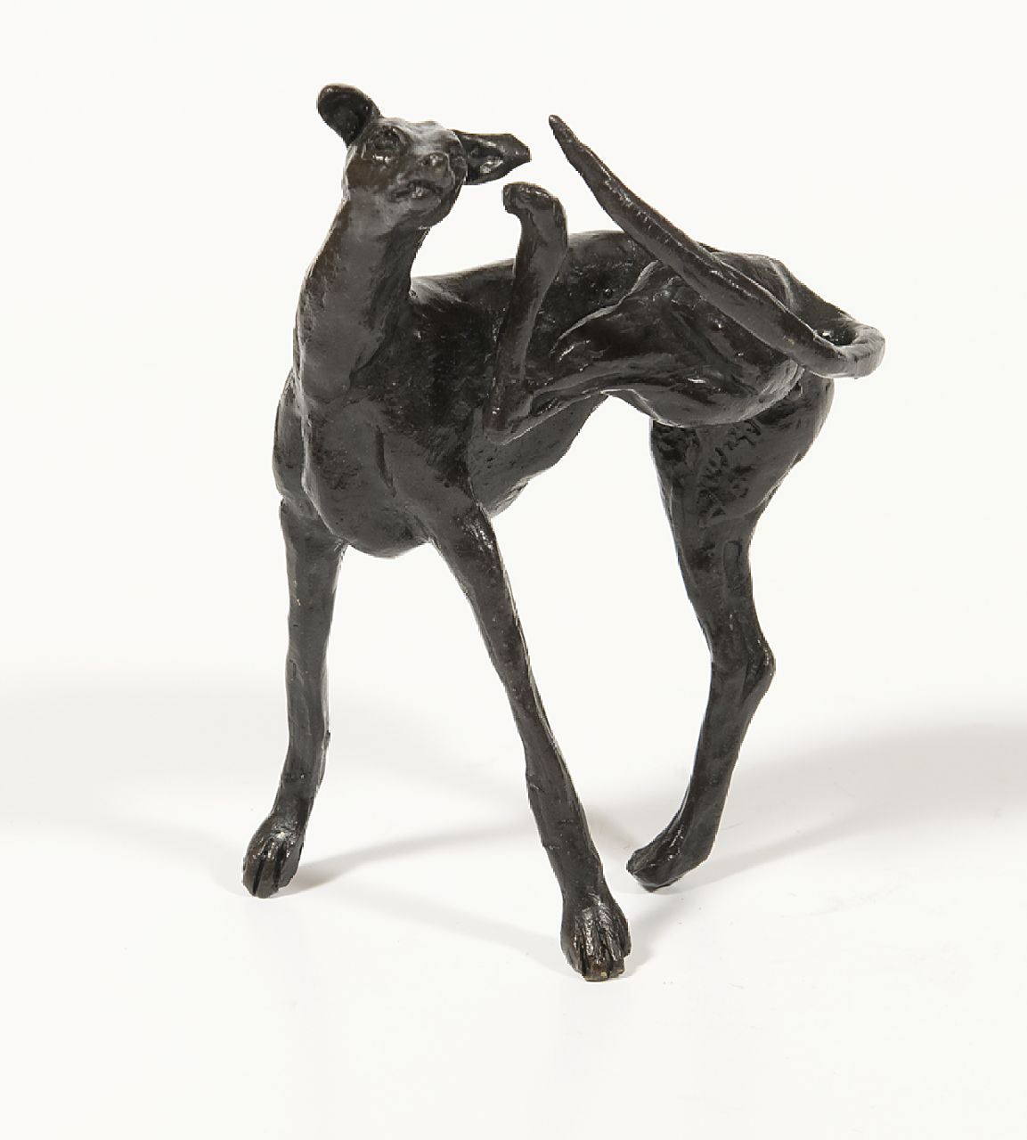 Glen H.  | Harriet Glen, Hazewindhond, brons 10,3 x 8,0 cm, gesigneerd op rechter achterpoot