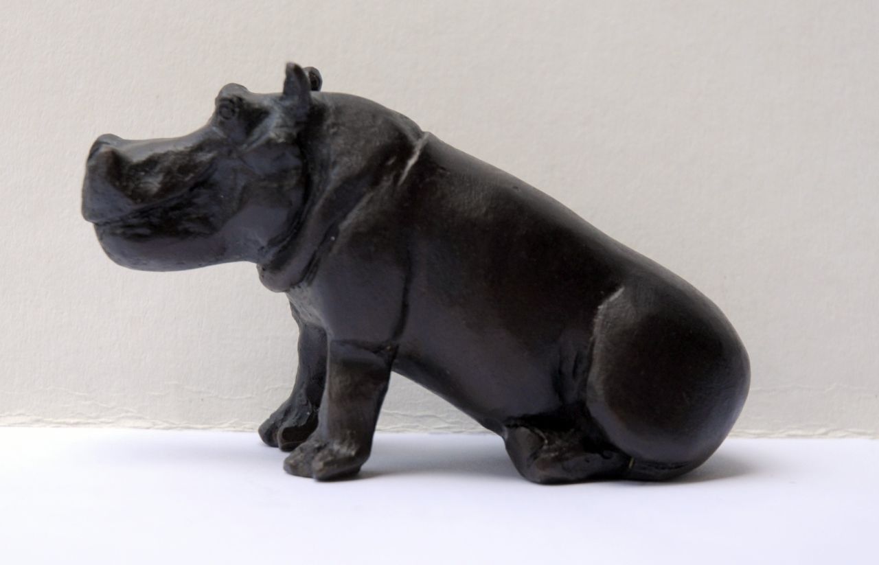 Glen H. | Harriet Glen, Nijlpaard, brons 10,3 x 8,0 cm, gesigneerd op rechter flank Glen H. | Harriet Glen, Nijlpaard, brons 10,3 x 8,0 cm, gesigneerd op rechter flank
