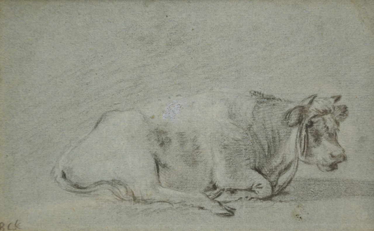 Koekkoek B.C.  | Barend Cornelis Koekkoek, Studie van een rustende koe, krijt op gekleurd papier 13,2 x 21,0 cm, gesigneerd linksonder met initialen