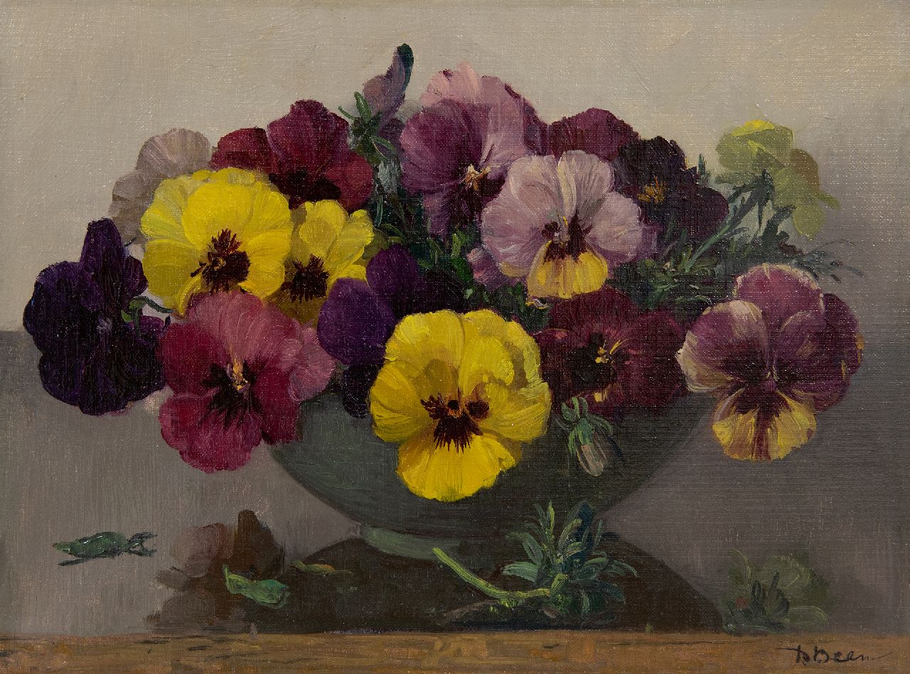 Been D. | Daniël Been, Gekleurde viooltjes in een schaal, olieverf op doek 29,9 x 40,1 cm, gesigneerd rechtsonder Been D. | Daniël Been, Gekleurde viooltjes in een schaal, olieverf op doek 29,9 x 40,1 cm, gesigneerd rechtsonder