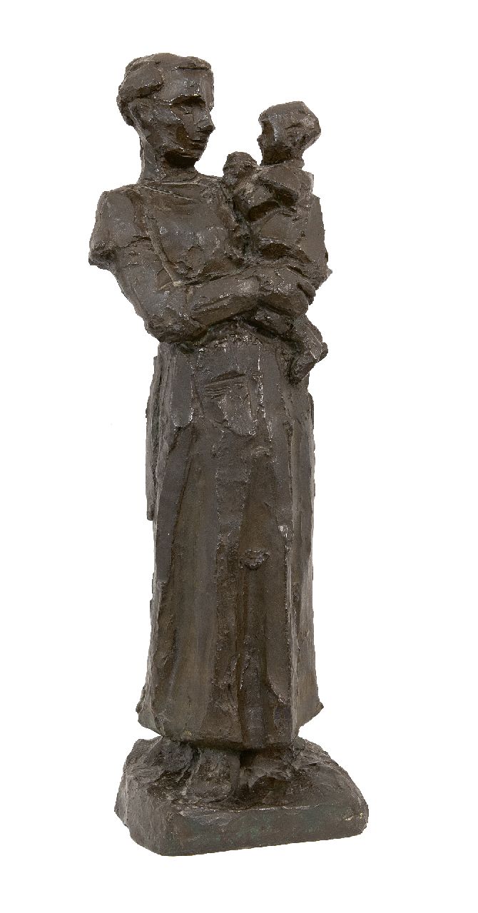 Zijl L. | Lambertus Zijl | Beelden en objecten te koop aangeboden | Moeder met kind, brons 48,0 x 13,0 cm, gesigneerd op basis met initiaal en te dateren ca. 1916 Zijl L. | Lambertus Zijl | Beelden en objecten te koop aangeboden | Moeder met kind, brons 48,0 x 13,0 cm, gesigneerd op basis met initiaal en te dateren ca. 1916