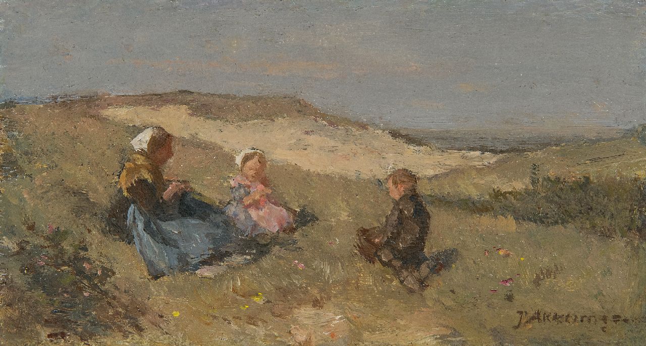 Akkeringa J.E.H. | 'Johannes Evert' Hendrik Akkeringa, Vissersvrouw met twee kinderen in de duinen, olieverf op paneel 7,5 x 12,6 cm, gesigneerd rechtsonder Akkeringa J.E.H. | 'Johannes Evert' Hendrik Akkeringa, Vissersvrouw met twee kinderen in de duinen, olieverf op paneel 7,5 x 12,6 cm, gesigneerd rechtsonder