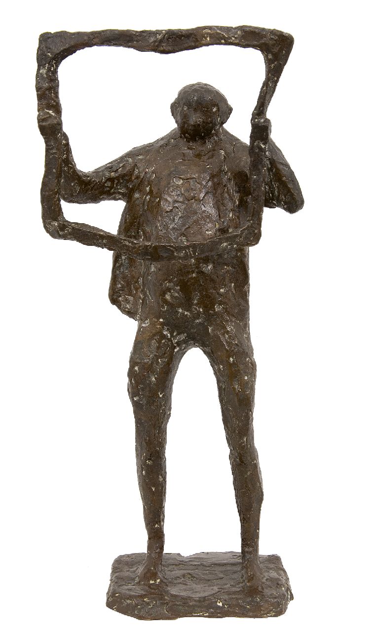 Leeser T. | Titus Leeser | Beelden en objecten te koop aangeboden | De krantenlezer, brons 40,3 x 17,6 cm, gesigneerd met monogram op de basis en te dateren 1967 Leeser T. | Titus Leeser | Beelden en objecten te koop aangeboden | De krantenlezer, brons 40,3 x 17,6 cm, gesigneerd met monogram op de basis en te dateren 1967