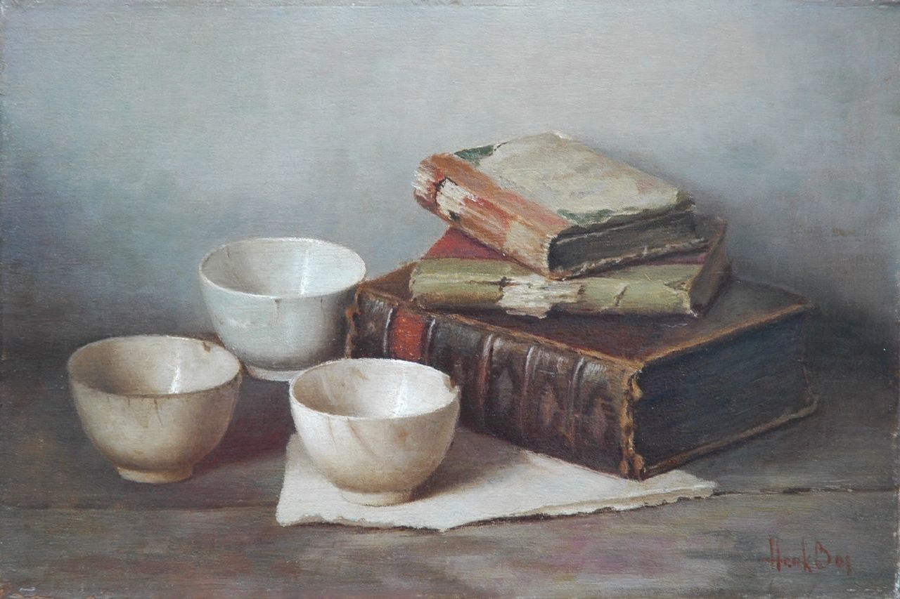 Bos H.  | Hendrik 'Henk' Bos, Stilleven met kommen en boeken, olieverf op doek 30,5 x 44,9 cm, gesigneerd rechtsonder