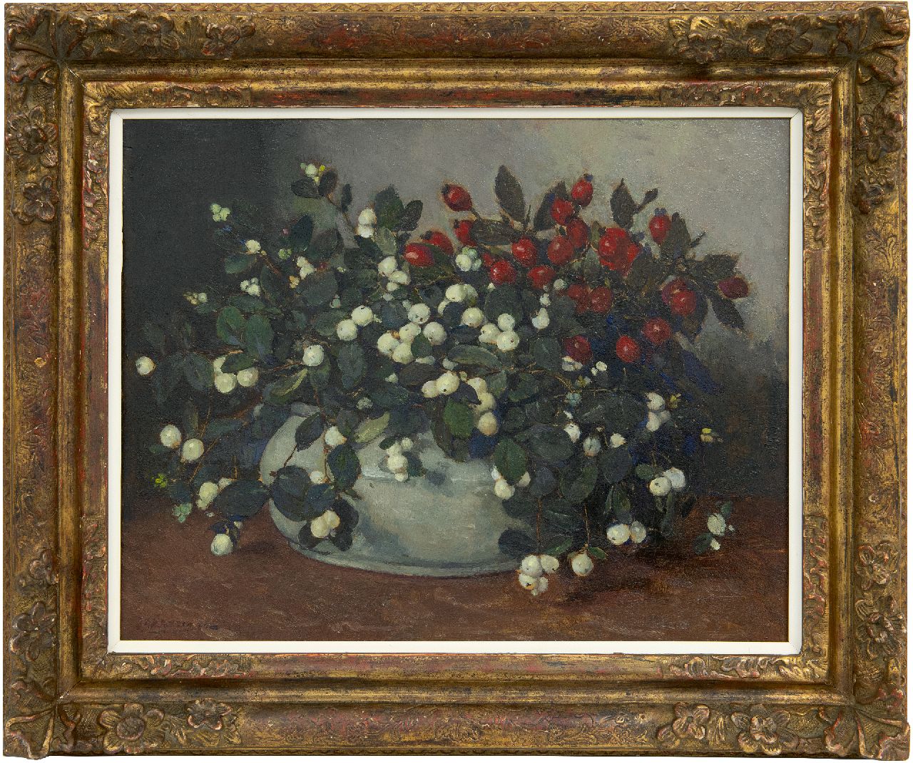 Akkeringa J.E.H. | 'Johannes Evert' Hendrik Akkeringa, Sneeuwbessen en rozenbottels in witte vaas, olieverf op paneel 34,0 x 42,1 cm, gesigneerd linksonder Akkeringa J.E.H. | 'Johannes Evert' Hendrik Akkeringa, Sneeuwbessen en rozenbottels in witte vaas, olieverf op paneel 34,0 x 42,1 cm, gesigneerd linksonder