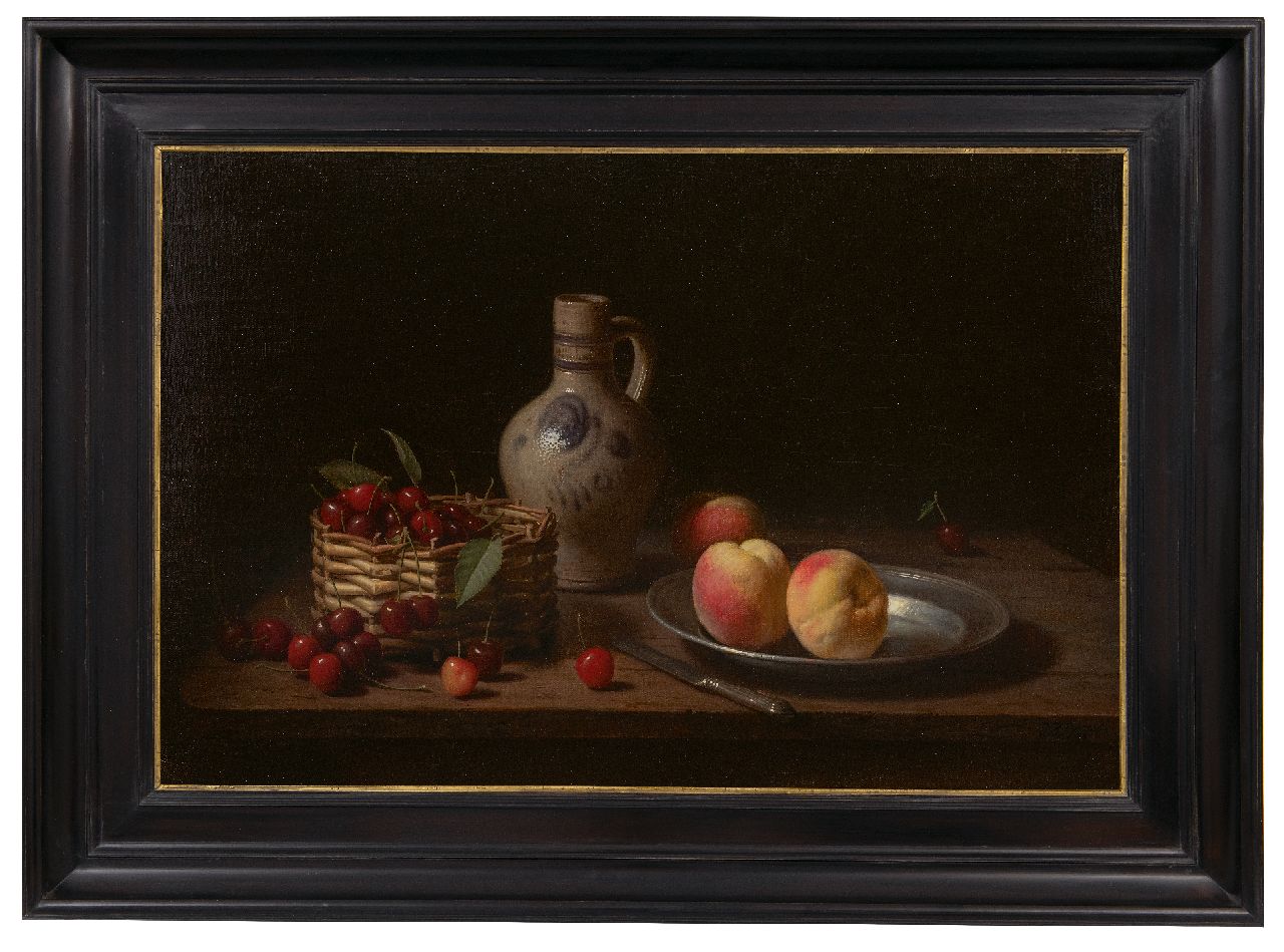 Eversen J.H. | Johannes Hendrik 'Jan' Eversen | Schilderijen te koop aangeboden | Stilleven met kersen in mand, kruik en perziken, olieverf op doek 40,8 x 61,0 cm, gesigneerd rechtsonder en gedateerd 1973 Eversen J.H. | Johannes Hendrik 'Jan' Eversen | Schilderijen te koop aangeboden | Stilleven met kersen in mand, kruik en perziken, olieverf op doek 40,8 x 61,0 cm, gesigneerd rechtsonder en gedateerd 1973