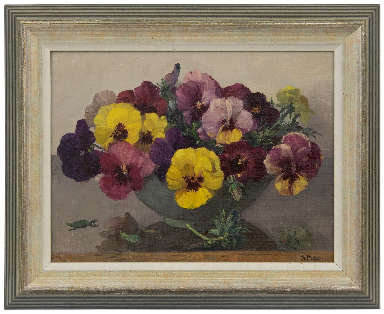 Been D. | Daniël Been, Gekleurde viooltjes in een schaal, olieverf op doek 29,9 x 40,1 cm, gesigneerd rechtsonder Been D. | Daniël Been, Gekleurde viooltjes in een schaal, olieverf op doek 29,9 x 40,1 cm, gesigneerd rechtsonder
