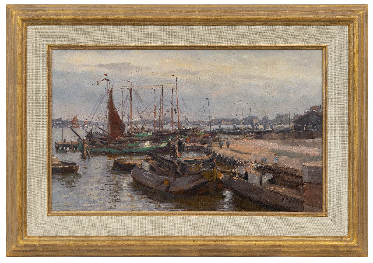 Pothast B.J.C.  | 'Bernard' Jean Corneille Pothast | Schilderijen te koop aangeboden | Bedrijvig havengezicht met afgemeerde platbodems, olieverf op doek op paneel 26,0 x 44,0 cm, gesigneerd rechtsonder