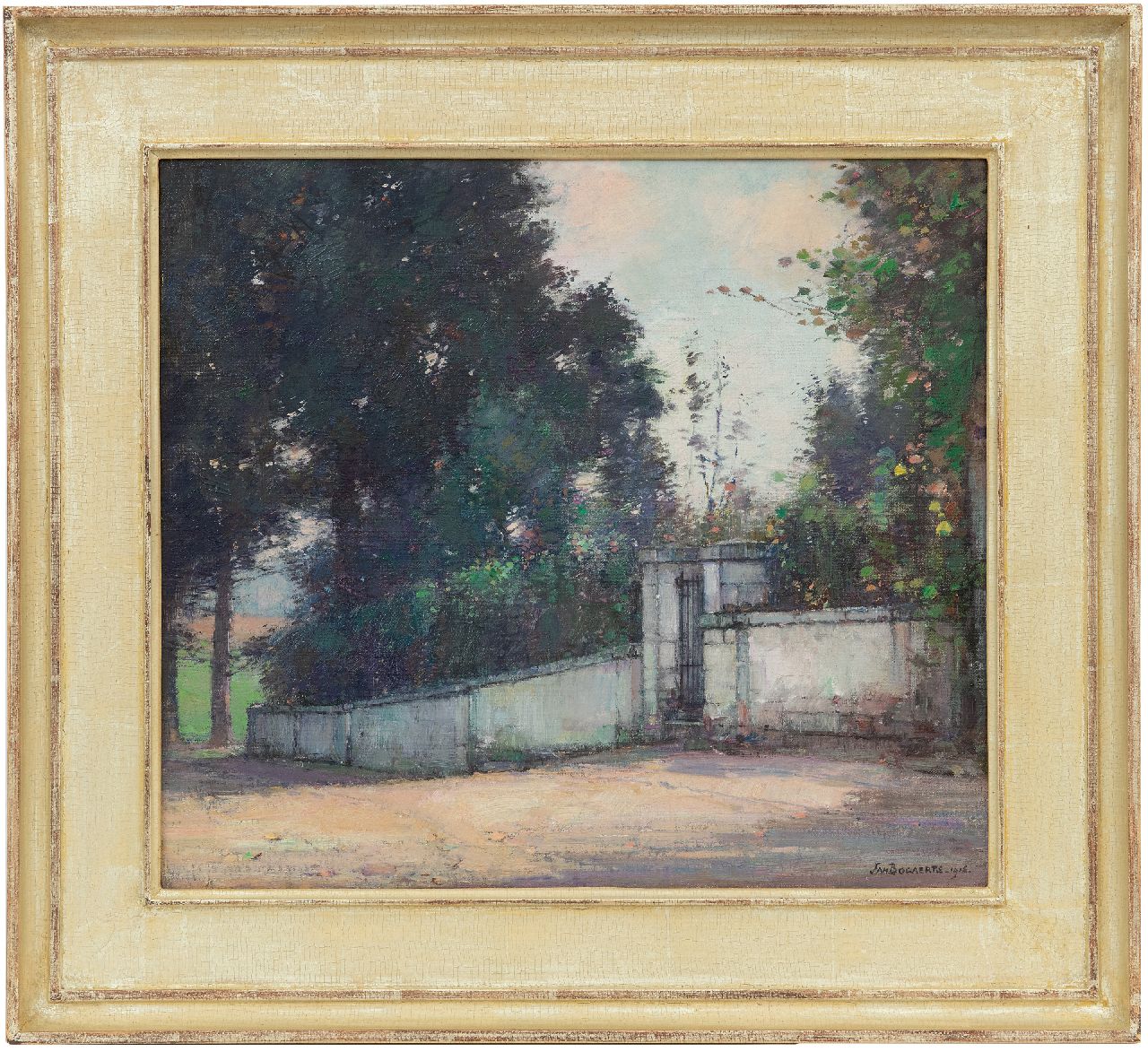 Bogaerts J.J.M.  | Johannes Jacobus Maria 'Jan' Bogaerts | Schilderijen te koop aangeboden | Tuinmuur met poort, olieverf op doek 35,1 x 40,0 cm, gesigneerd rechtsonder en gedateerd 1916