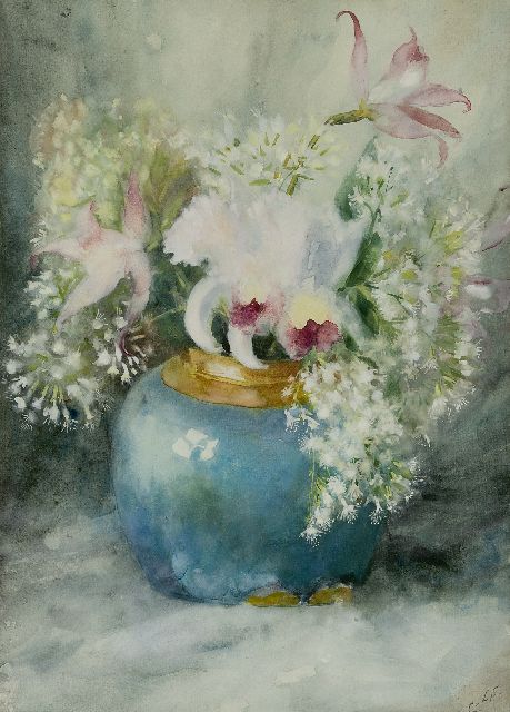 Caro van Limburg Stirum | Bloemen in blauwe gemberpot, aquarel op papier, 47,0 x 33,5 cm, gesigneerd r.o. met initialen