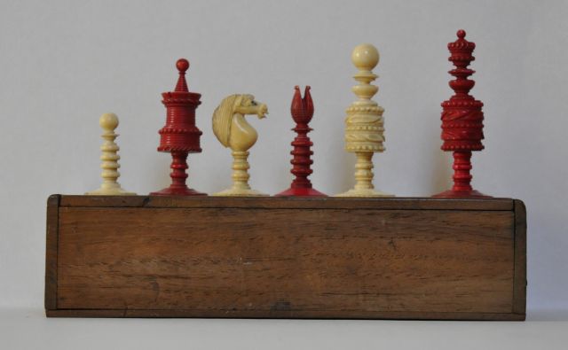 Schaakset | Schaakset, Engeland, ivoor, 8,5 x 4,5 cm, te dateren 19e eeuw