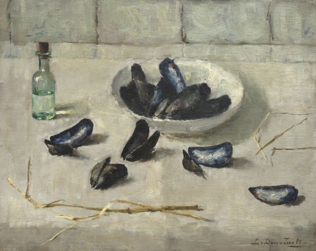 Lucie van Dam van Isselt | Stilleven met mosselen, olieverf op paneel, 40,2 x 50,0 cm, gesigneerd r.o.