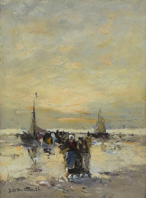 Morgenstjerne Munthe | Vissersvolk en bomschuiten op het strand, olieverf op schildersboard, 24,0 x 17,9 cm, gesigneerd l.o. en gedateerd '26