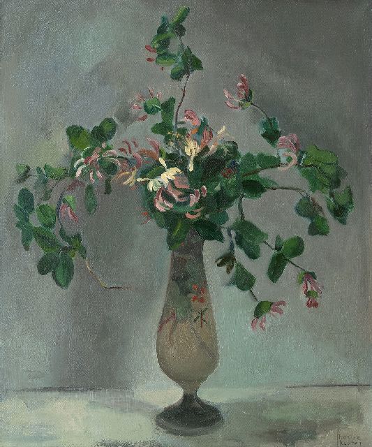 Harrie Kuijten | Kamperfoelie takken in een vaas, olieverf op doek, 66,4 x 55,5 cm, gesigneerd r.o.