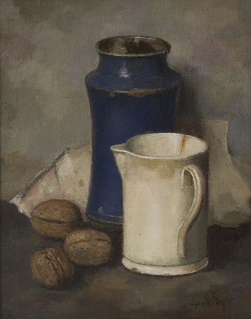 Henk Bos | Stilleven met aardewerk en walnoten, olieverf op doek, 30,3 x 24,5 cm, gesigneerd r.o.