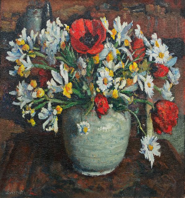 Evert Moll | Klaprozen en margrieten in witte vaas, olieverf op doek, 76,0 x 70,2 cm, gesigneerd l.o.
