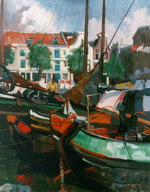 Piet Groen | Afgemeerde schepen op het Haringvliet, Rotterdam, olieverf op doek, 50,2 x 40,2 cm, gesigneerd r.o.