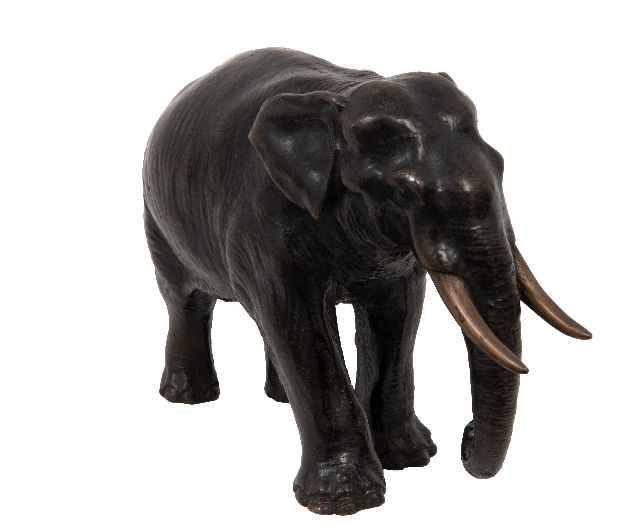 Duitse School, 19 eeuw | Staande olifant, brons, 16,0 cm