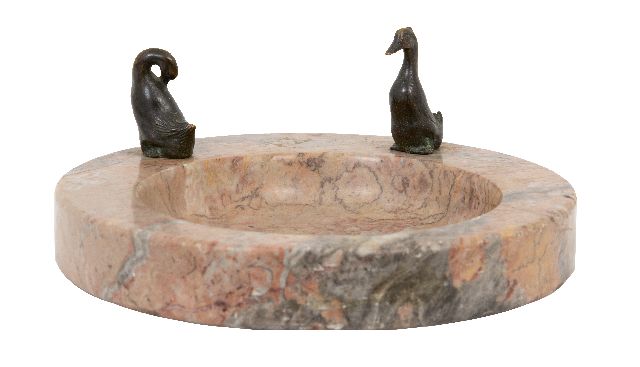 Duitse School, begin 20e eeuw | Schaal met twee eenden, brons en marmer, 9,0 x 20,5 cm