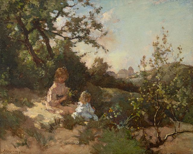 Johannes Evert Akkeringa | Kinderen bloemen plukkend in de duinen, olieverf op paneel, 31,9 x 39,4 cm, gesigneerd l.o.